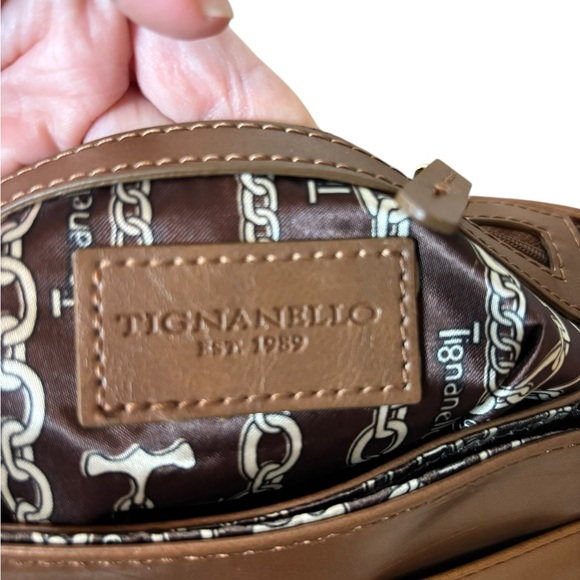 Tignanello Saddle Brown Leather Crossbody Bag - Picture 8 of 11